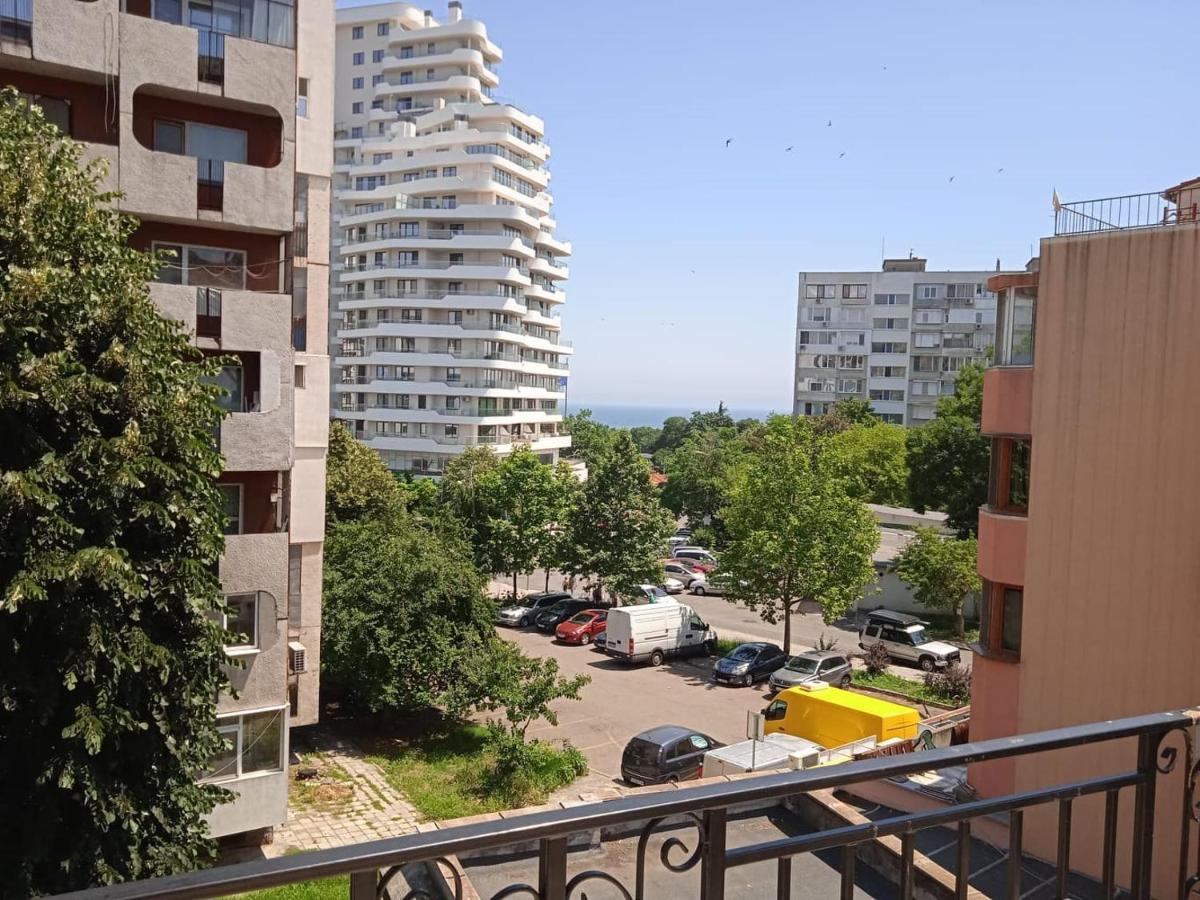 Flora Beach Apartaments Burgas City Exteriér fotografie
